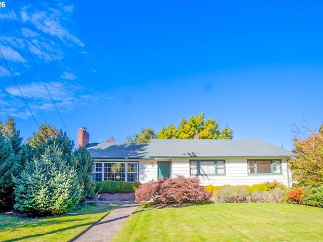 House for sale in Bethel, Eugene