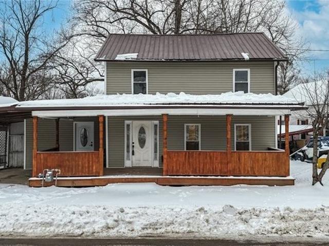 House for sale in Waterford, Ohio