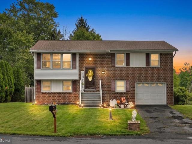 House for sale in Orwigsburg, Schuylkill County