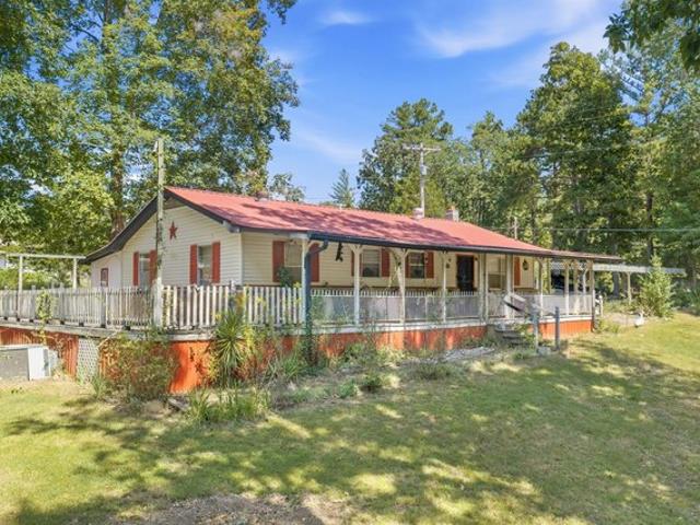 House for sale in Lobelville, Middle Tennessee