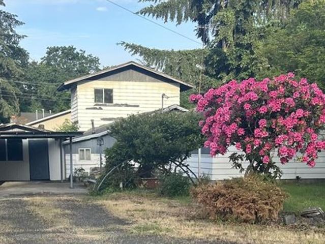 House for sale in Oregonia