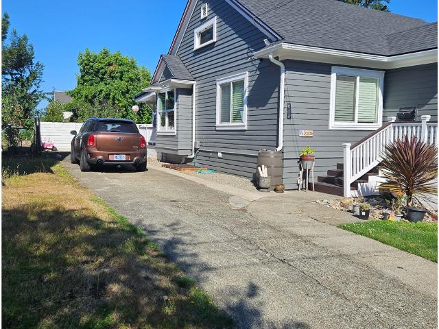 House for sale in Coquille House for sale in Coquille