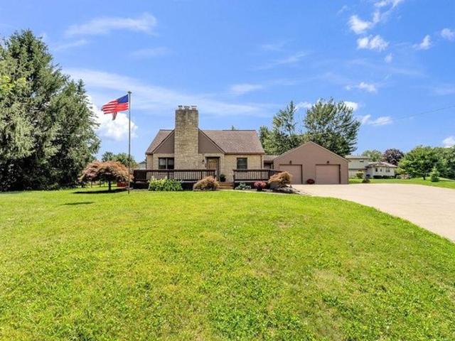 House for sale in Croton, Ohio