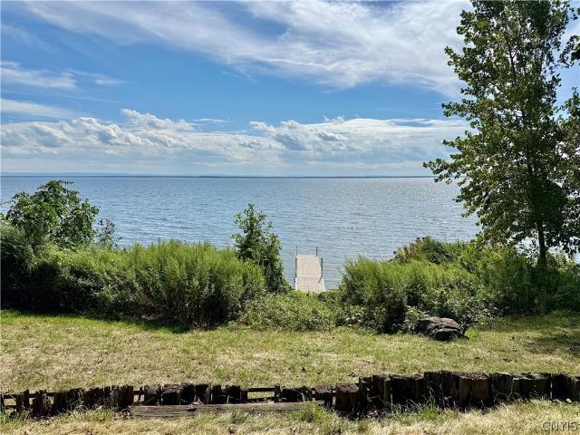 Property for rent in Bernhards Bay, New York