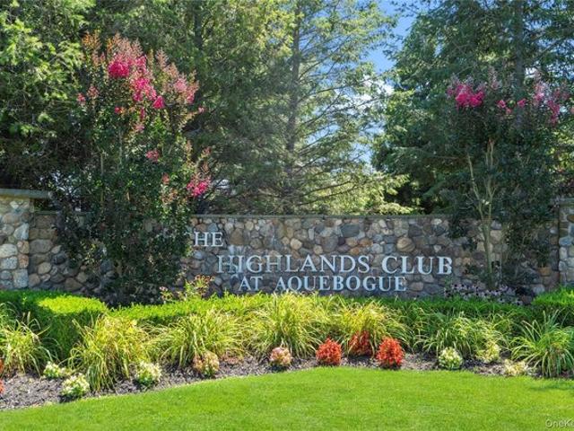 House for sale in Aquebogue, New York