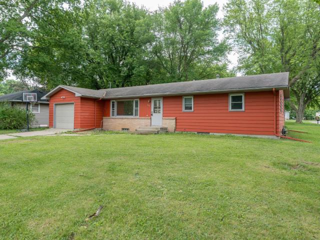 House for sale in Le Center, Minnesota