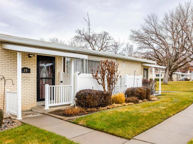 Condo for sale in Bountiful