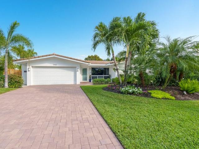 House for sale in Coral Woods, Oakland Park
