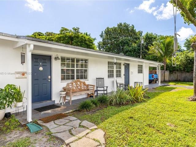 House for sale in Oakland Park, Florida