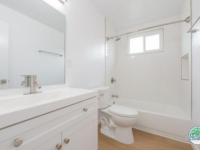 Apartment for rent in Canoga Park, California