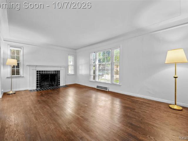 House for sale in Grosse Pointe Manor, Detroit