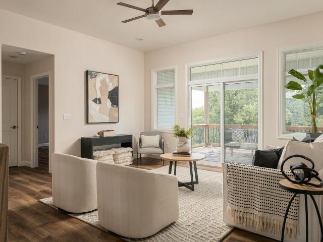 House for sale in Columbia, Boone County