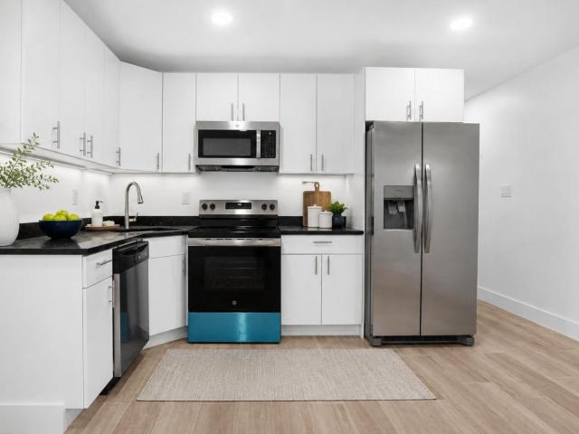 House for sale in The Bronx, Arverne