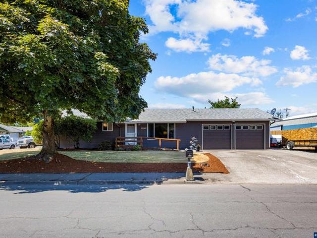 House for sale in Oregonia