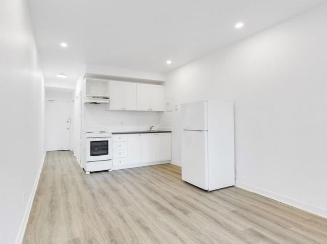 Apartment for rent in Saint-Michel, Montréal
