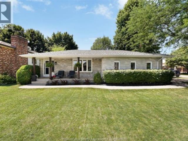 House for sale in Amherstburg, Ontario