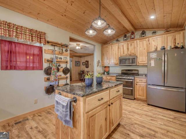 House for sale in Hiawassee, Georgia