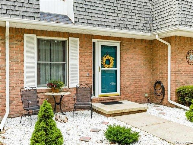 Townhouse for sale in Fort Gratiot, Michigan