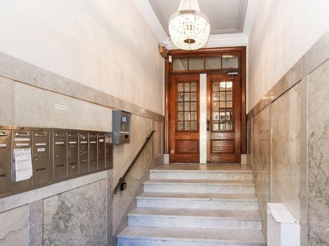 Apartment for rent in Westmount, Quebec