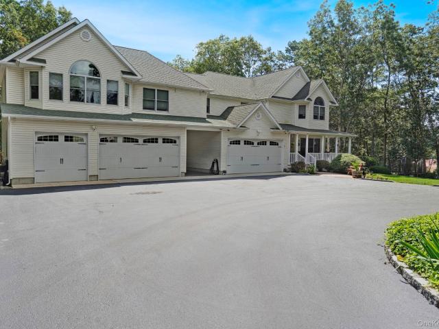 House for sale in Centereach, New York