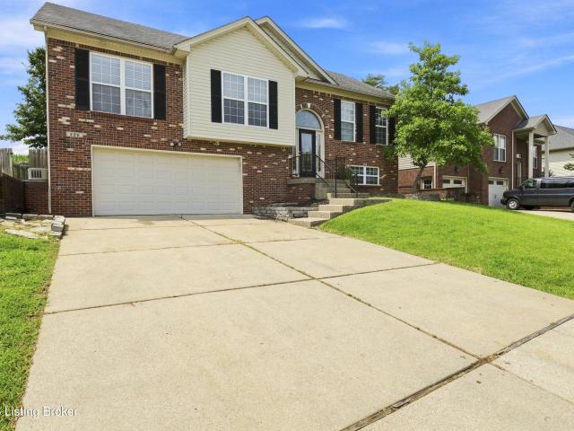 House for sale in Shelbyville, Shelby County