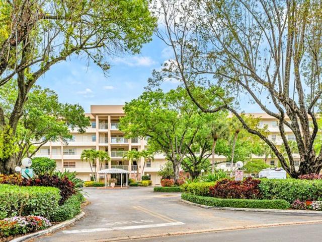Condo for sale in Pompano Beach, Florida