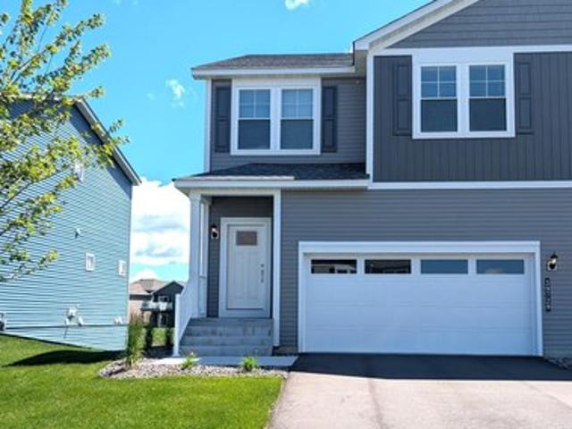 Townhouse for sale in North Branch, Minnesota