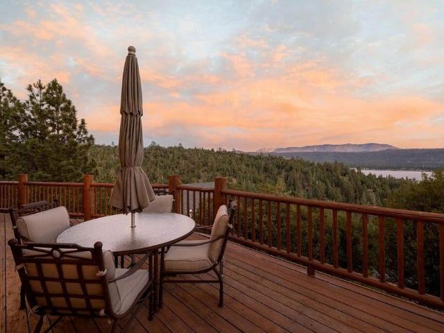 House for sale in Fawnskin, California