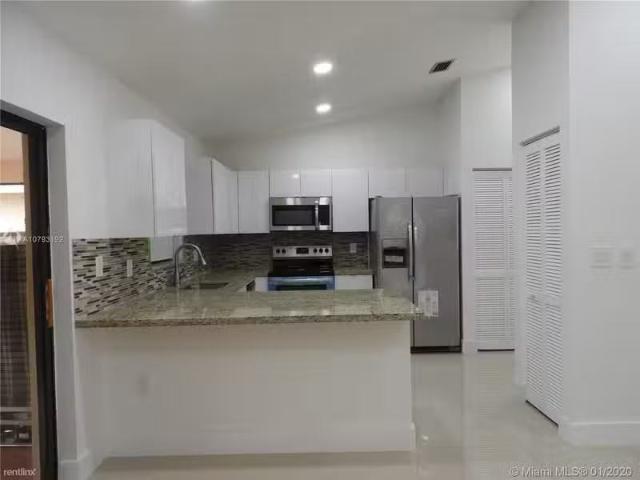 House for rent in Hialeah