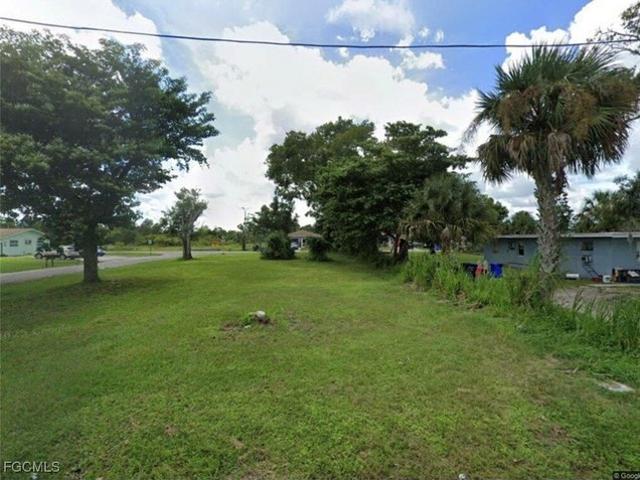 Land for sale in Fort Myers, Florida
