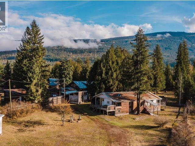 House for sale in Malakwa, British Columbia