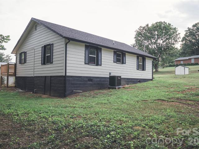 House for sale in Petche Gap, Morganton