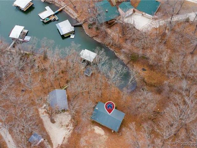 House for sale in Laurie