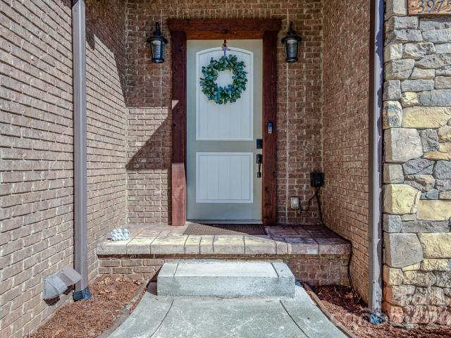 House for sale in Morganton, Burke County