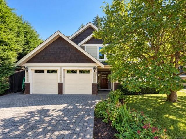 House for sale in Quadra, Saanich