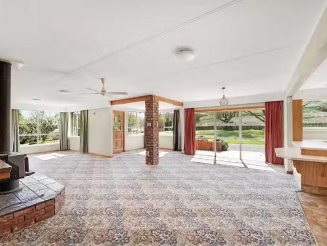House for sale in Otakou
