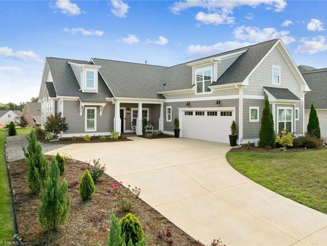 House for sale in Pfafftown, North Carolina