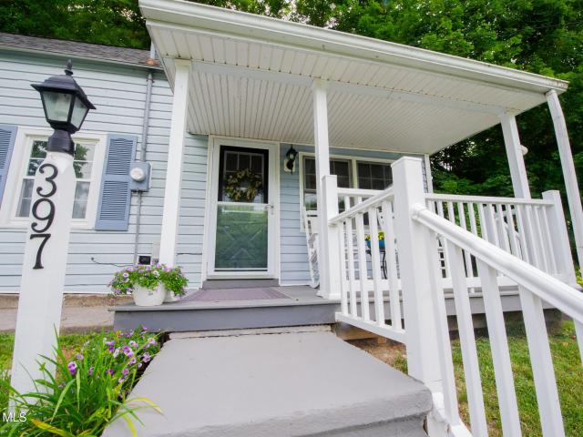 House for sale in Cropseyville, New York