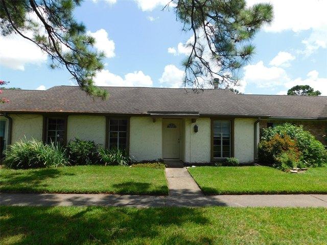 Townhouse for sale in Friendswood, Texas