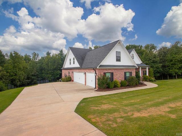 House for sale in Ark