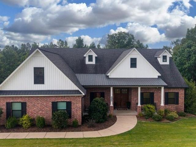 House for sale in Ark