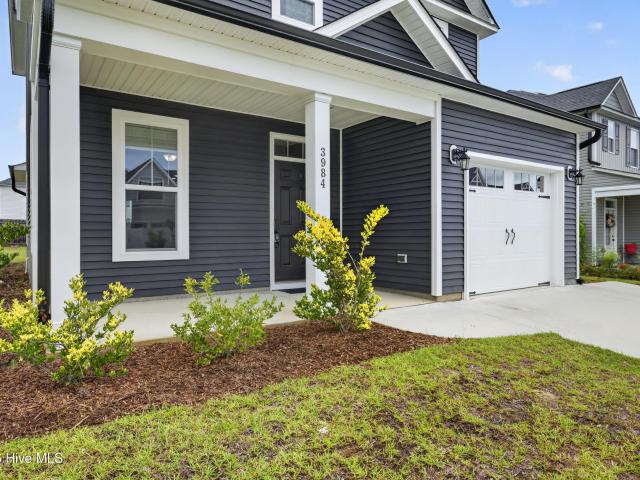 House for sale in Northern Lights, Northwest