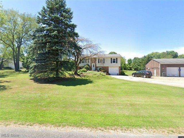 House for sale in Portage, Ohio