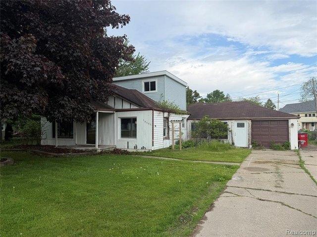 House for sale in Harrison Township, Michigan