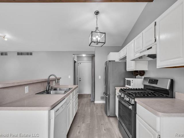 House for sale in Harrison Township, Macomb County