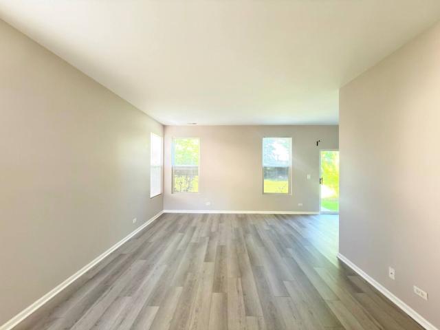 Townhouse for sale in Aurora, Illinois