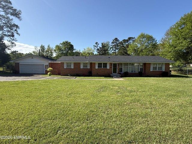 House for sale in Newton, Mississippi