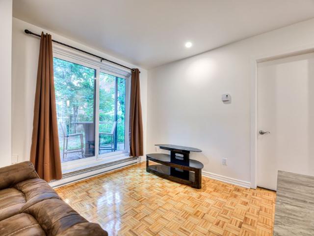 Apartment for rent in Petit Portugal, Montréal