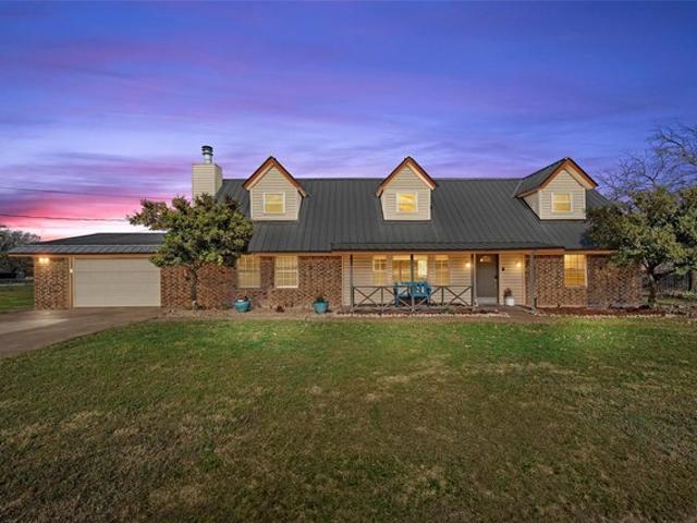 House for sale in Lorena, Texas