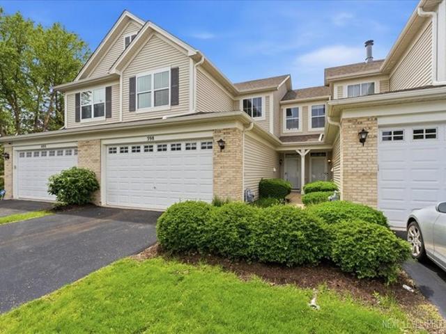 Townhouse for sale in Oswego, Illinois